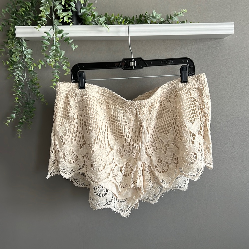 Express Cream/Off White Crochet Drawstring Shorts